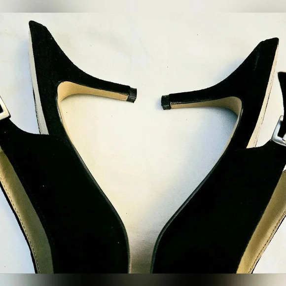 Adrienne Vittadini  Fine Leather Rinestone Black Suede Back Buckle Heel Shoe sz7 - Picture 6 of 11